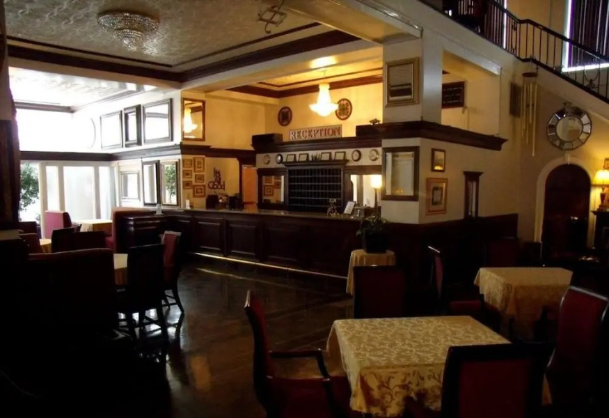 The Mountaineer Hotel