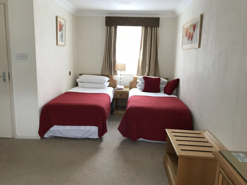 The Links Country Park Hotel