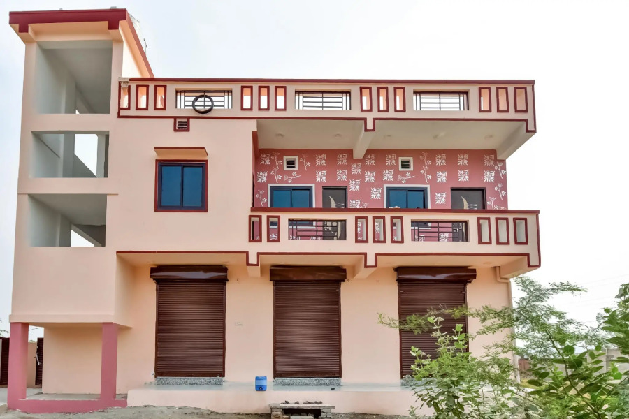 SPOT ON 77269 Shree Jagdmba Palace