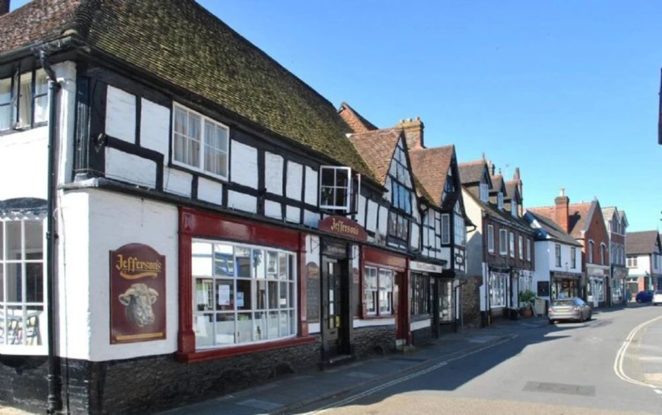 Birch End, Midhurst 91138