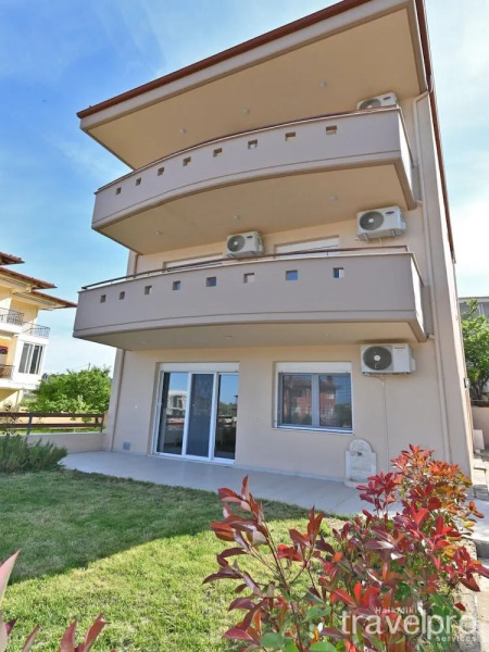 Meloida Apartment by TravelPro Services- Nea ...