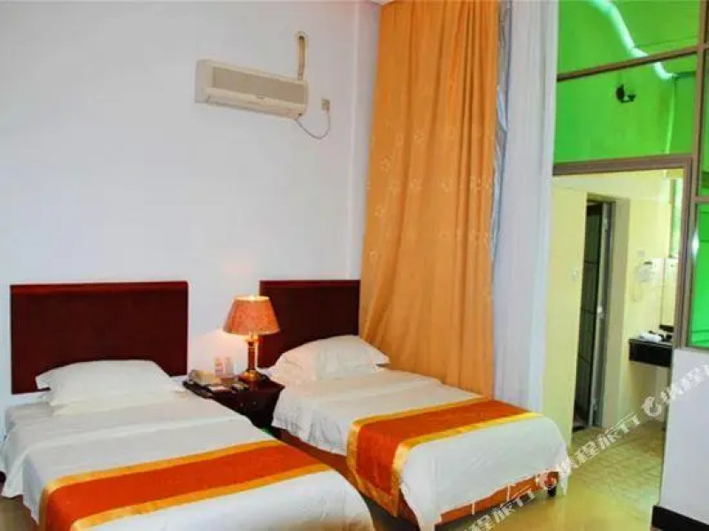 Dragon Bay Natural Hot Spring Resort