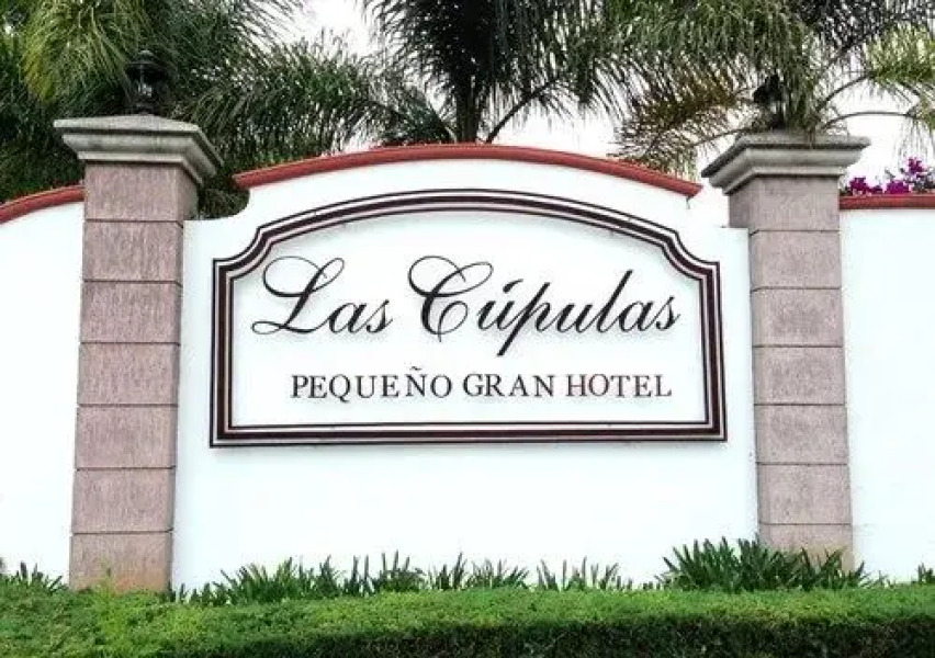 Las Cúpulas Pequeño Gran Hotel