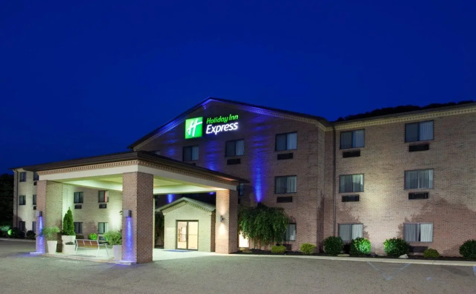 Holiday Inn Express Newell-Chester WV