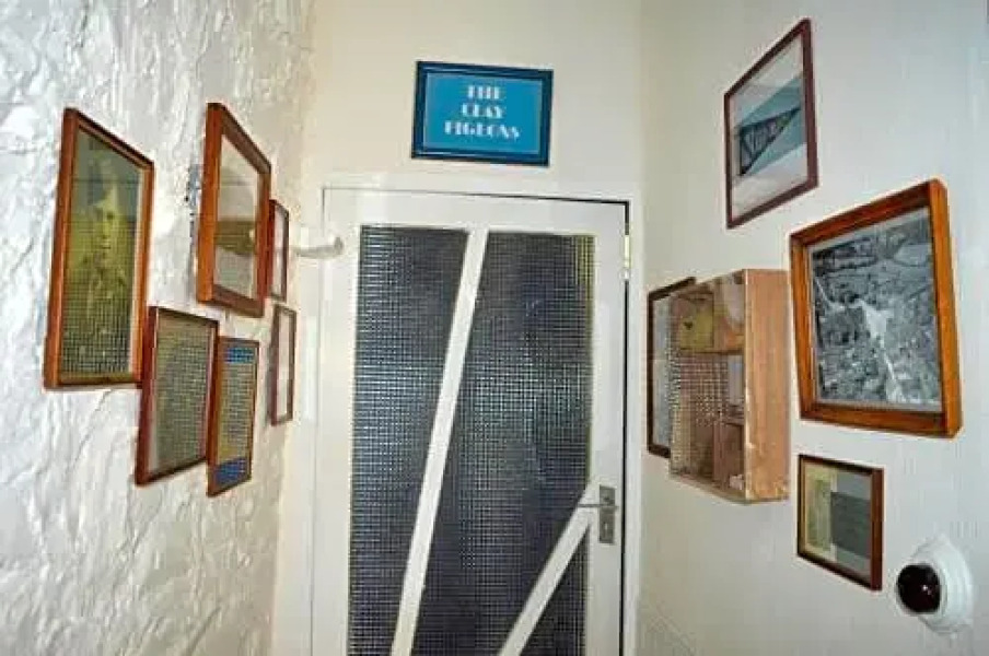 Le Pont de la Pierre Vintage B&B