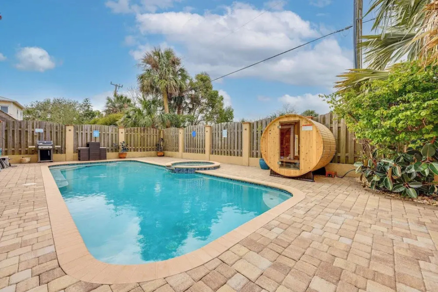 Watch Dolphins: St Augustine Gem Near Downtown!