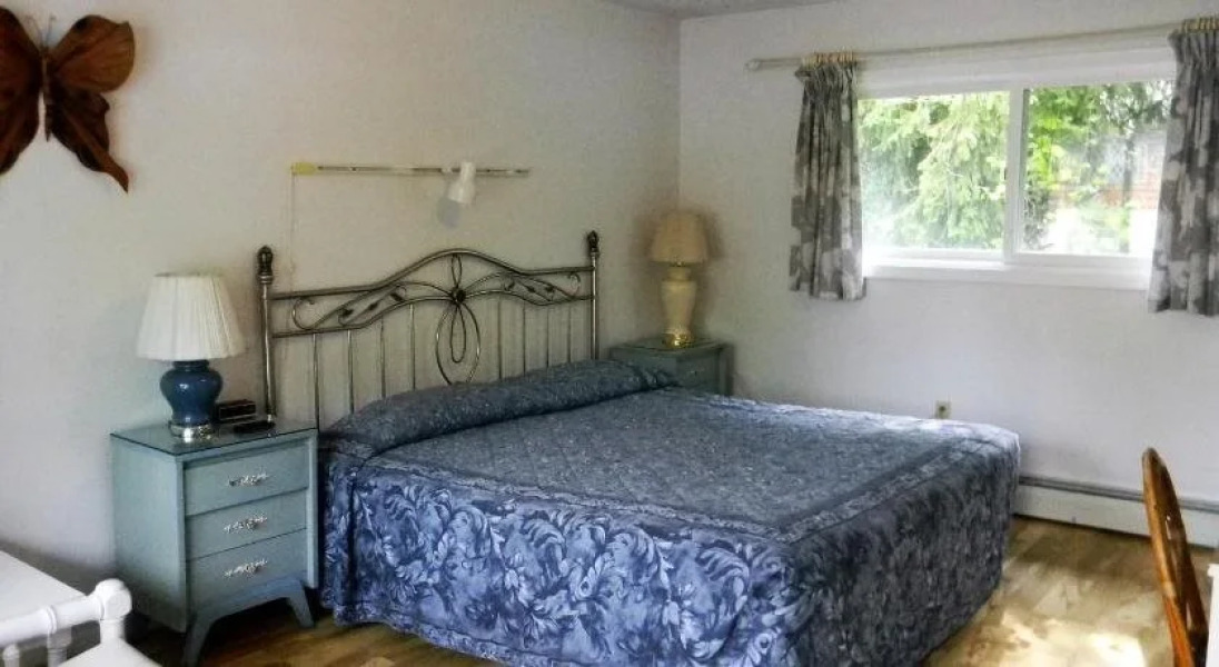 The Stone House Motel & Motor Lodge