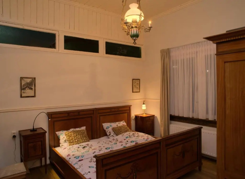 Halte Sint-Gerlach Holiday Home