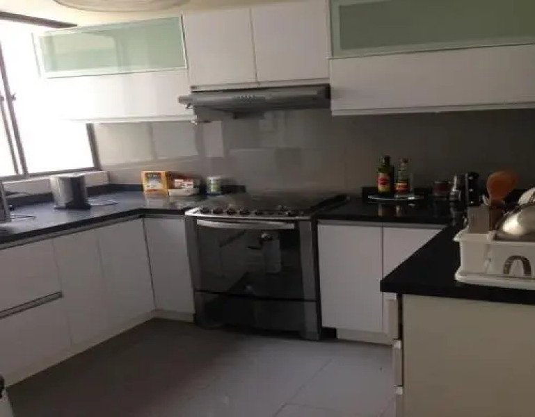 Habitación en Departamento Nuñez