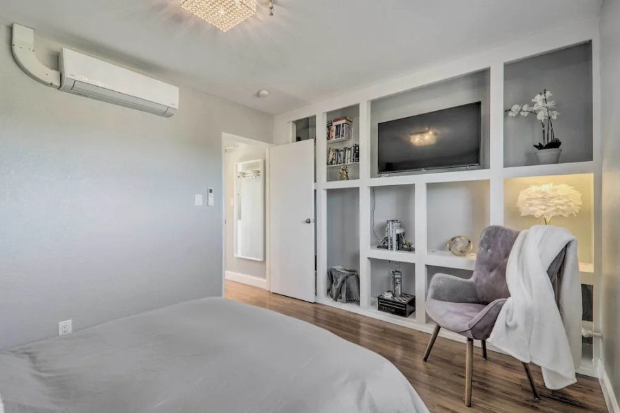 Updated Livermore Apartment w/ Private Deck!