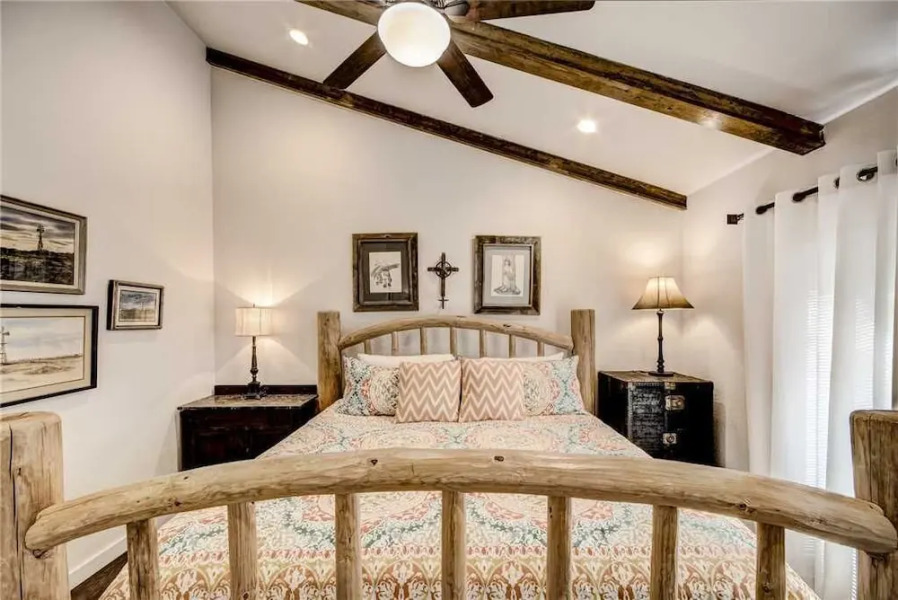 Alto Lakes - Four Bedroom Cabin with Hot Tub