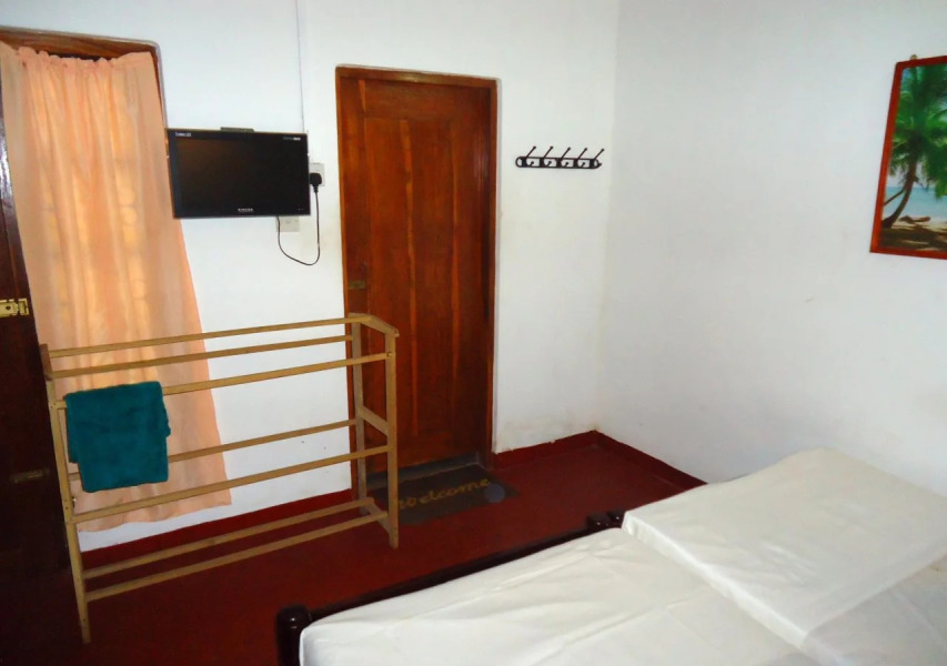 Thirasara Holiday Inn