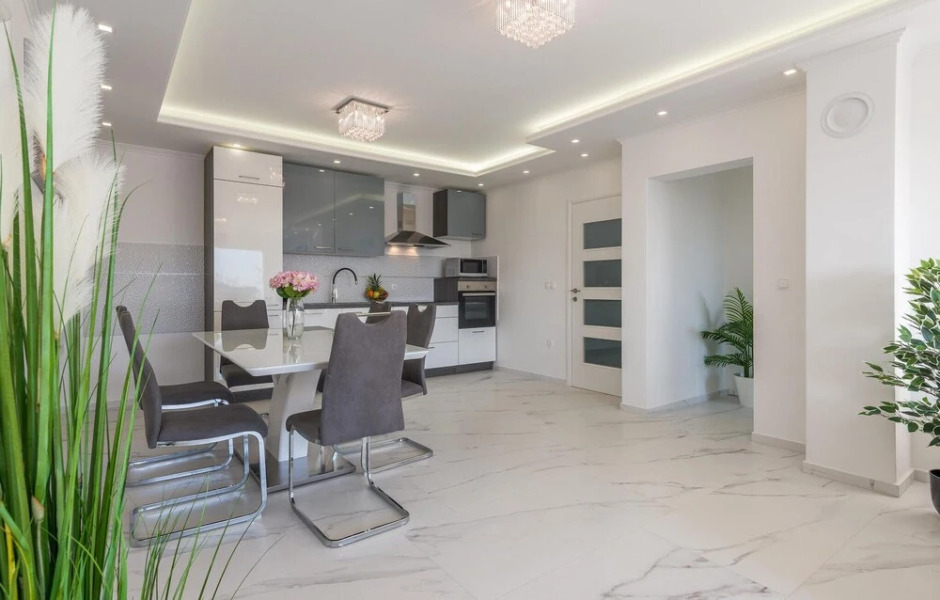 Stunning Home in Vrsi With 5 Bedrooms, Wifi and Outdoor Swimming Pool