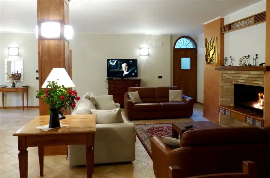 Cerqua Rosara Residence