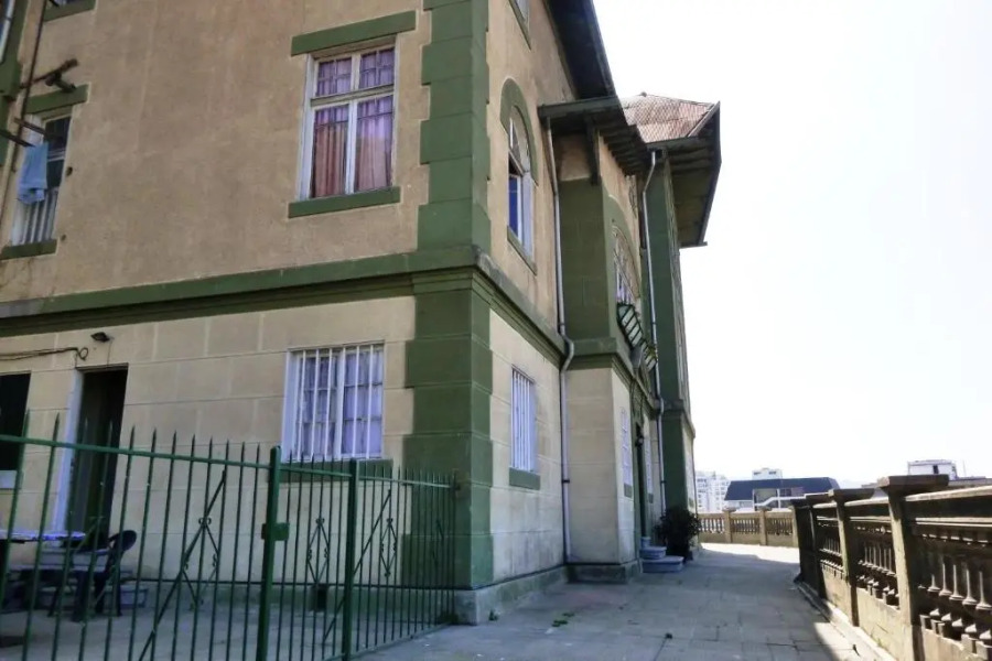 Hostal Little Castle - Hostel