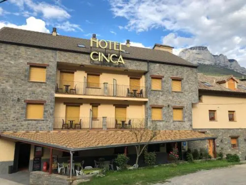 Hotel Cinca