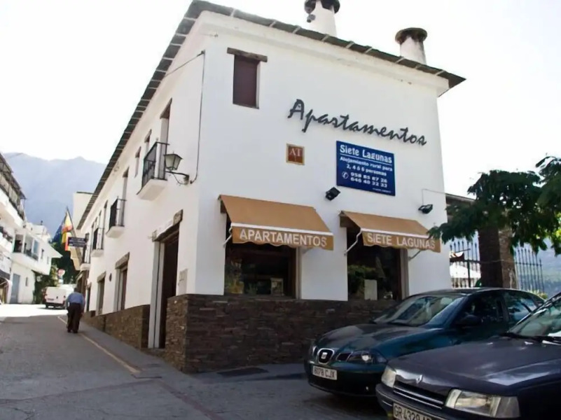 Apartamentos Siete Lagunas