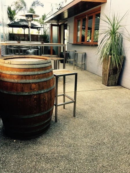 The Commercial Hotel Motel