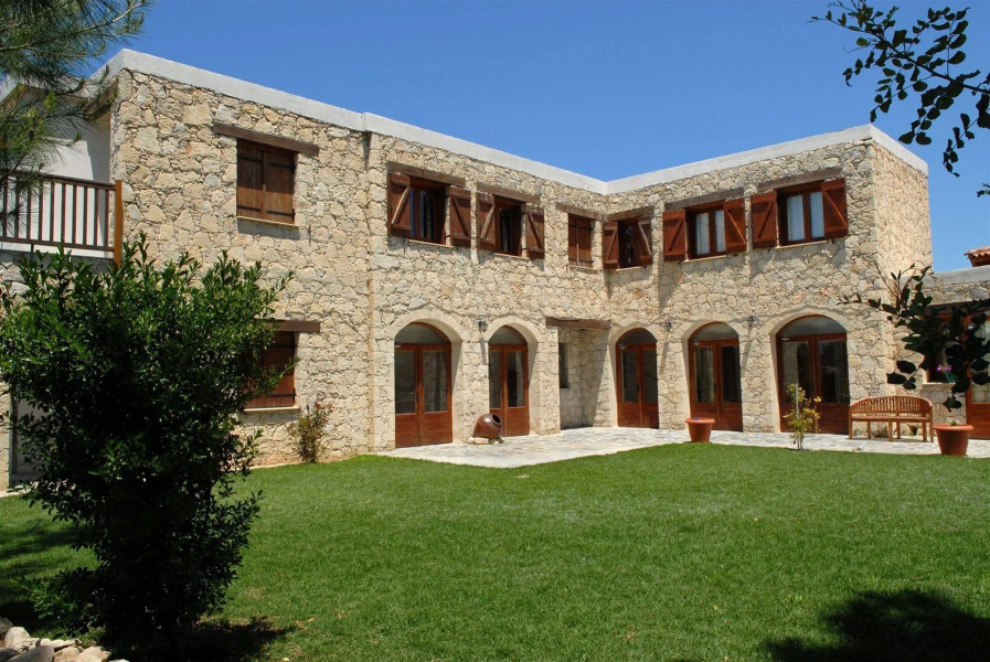 Demetriou Paradisos Hills