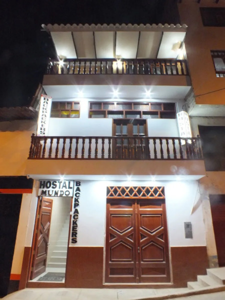 Mundo Backpackers Hostal