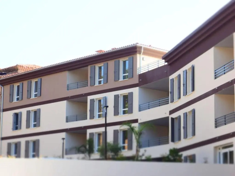 La Londe La Mer : appartement proche plages & vue superbe sur les îles d'or