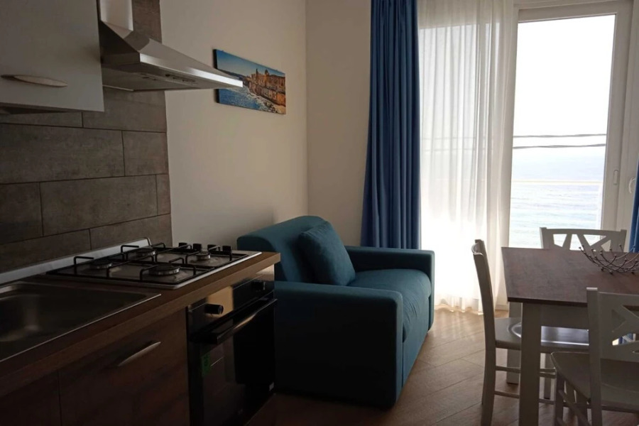 Rubino Apartment On Sea Shore