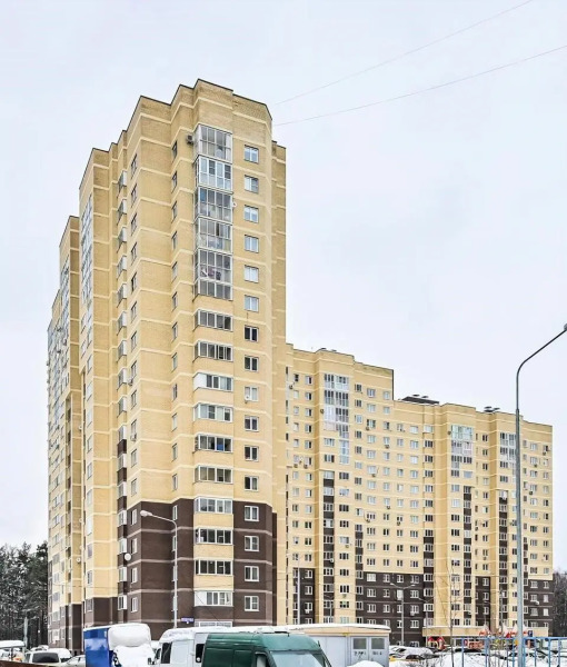 Погостим на улице Дмитрия Михайлова 2