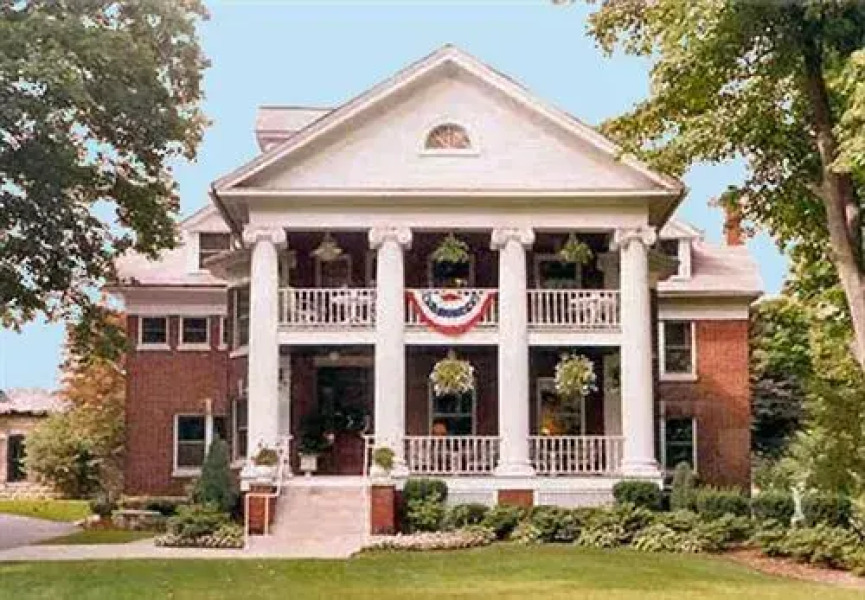 Arbor Hill Inn