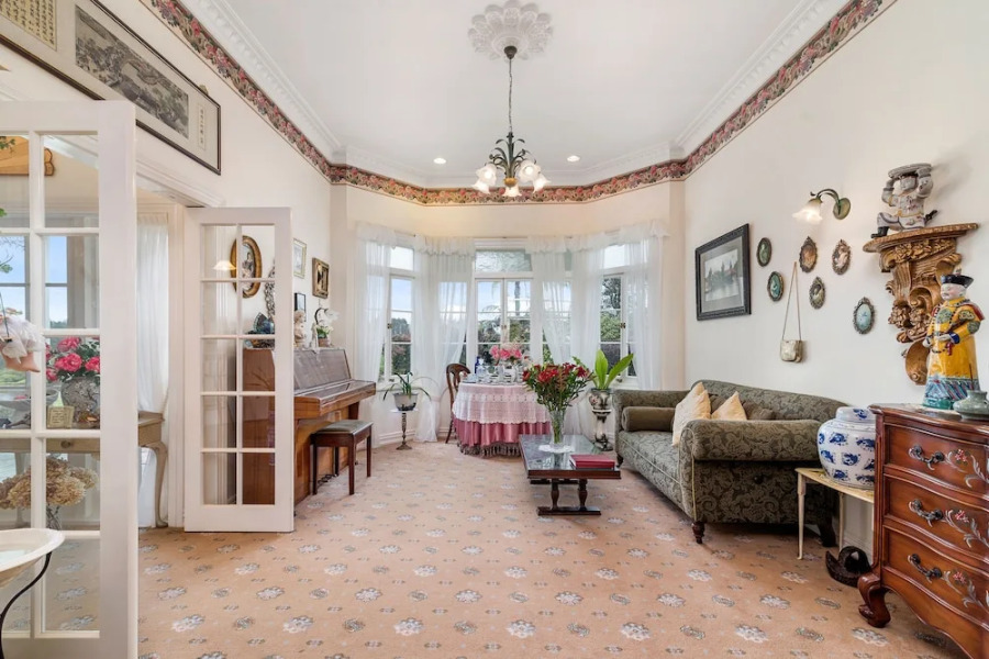 Country Villa Estate