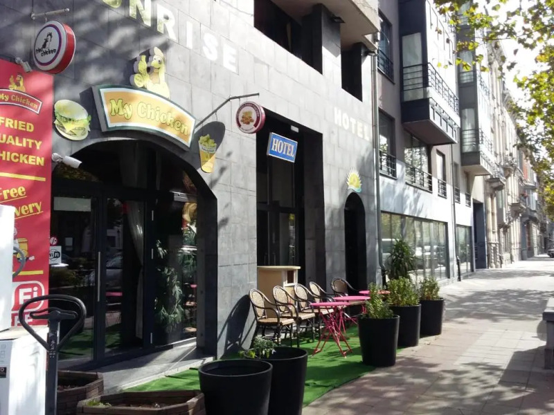 Sun Rise Apart Hotel