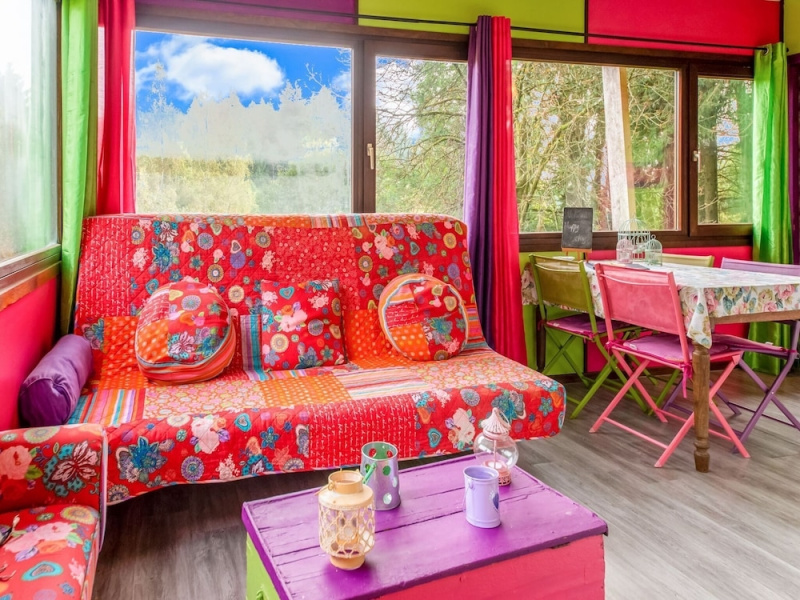 Lively Holiday Home With Garden