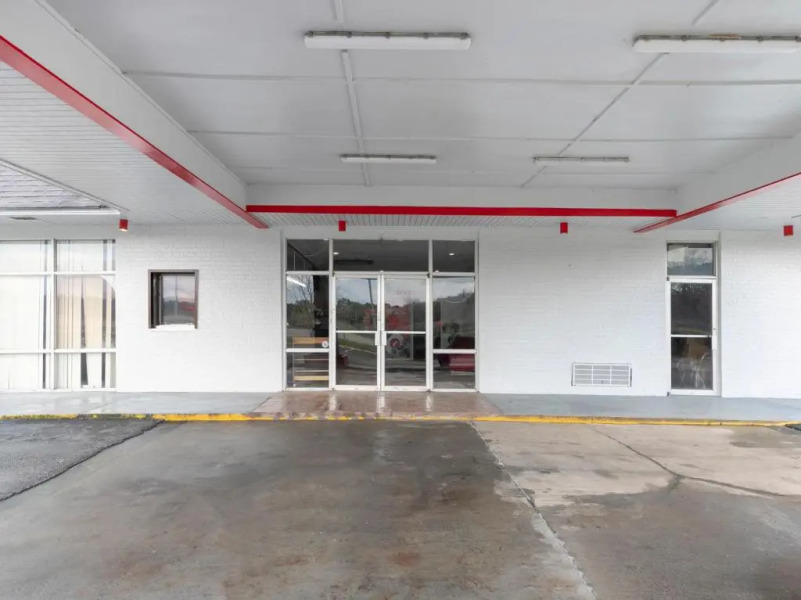 OYO Hotel Jennings Near Crowley, LA I-10