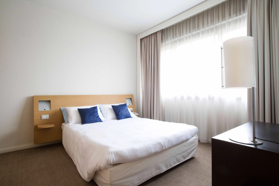 Living Place Hotel