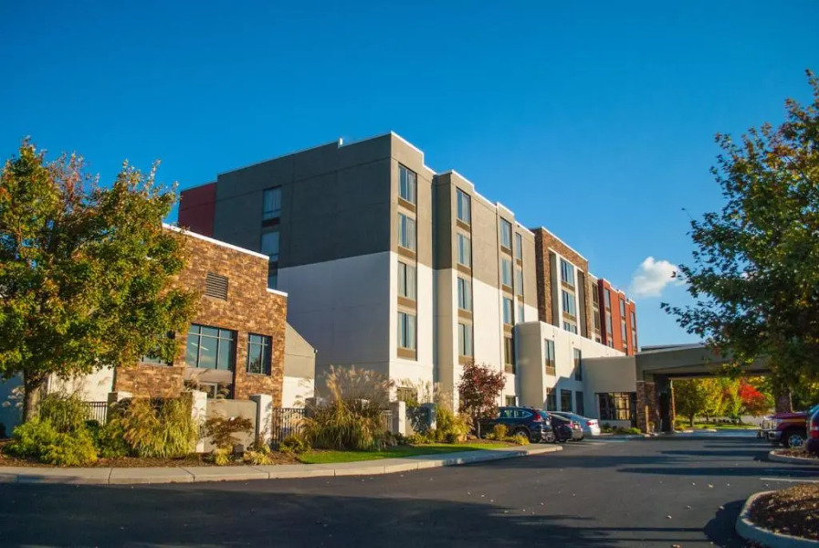 Holiday Inn Express & Suites Blacksburg - University Area by IHG