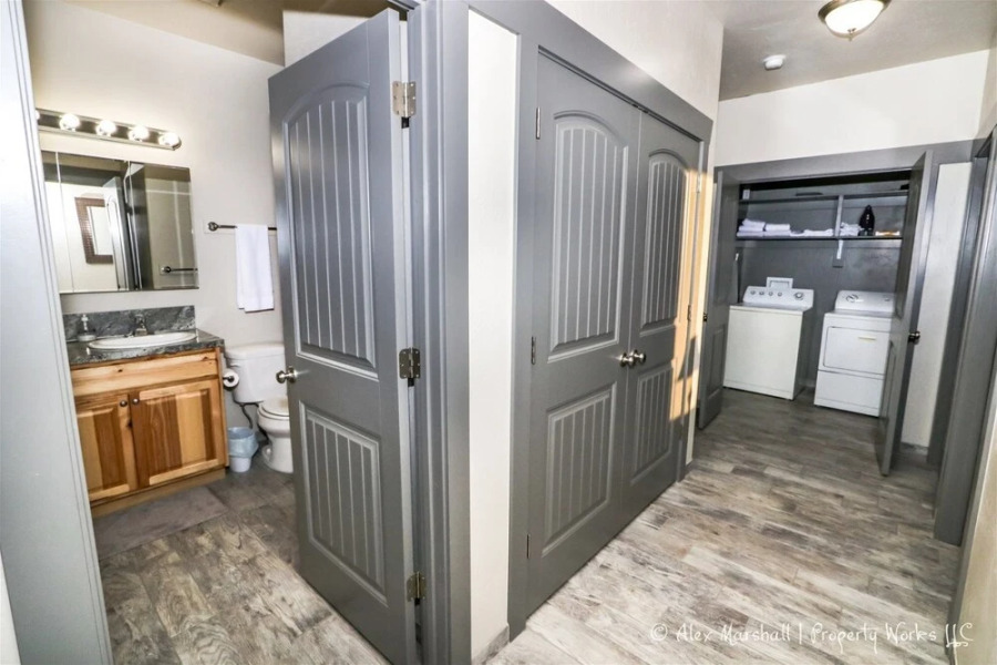 Updated Duplex W/access to Boating, Golfing & More