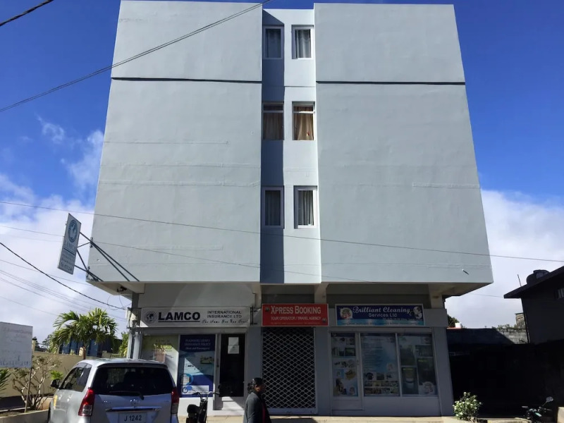La Péninsule - Town Apartment in Curepipe 1