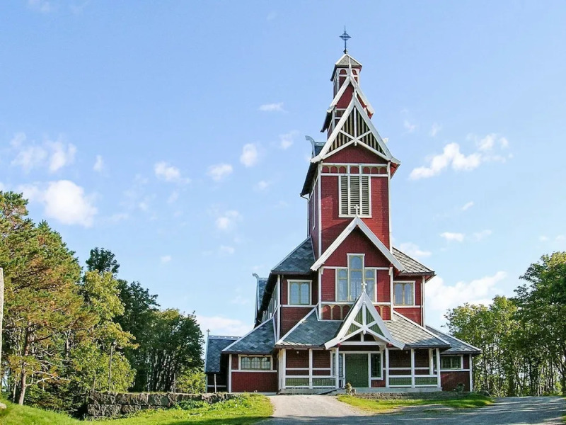 4 Person Holiday Home in Leknes