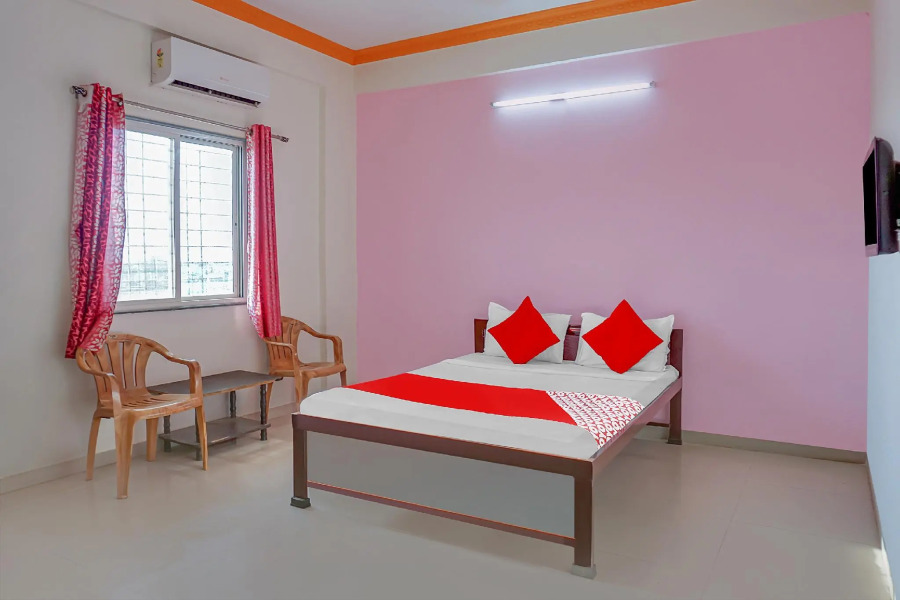 OYO Flagship 83107 Surya Lodge