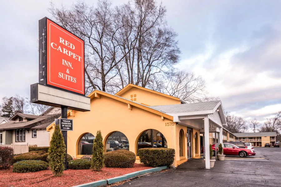 Red Carpet Inn & Suites - Albany Airport