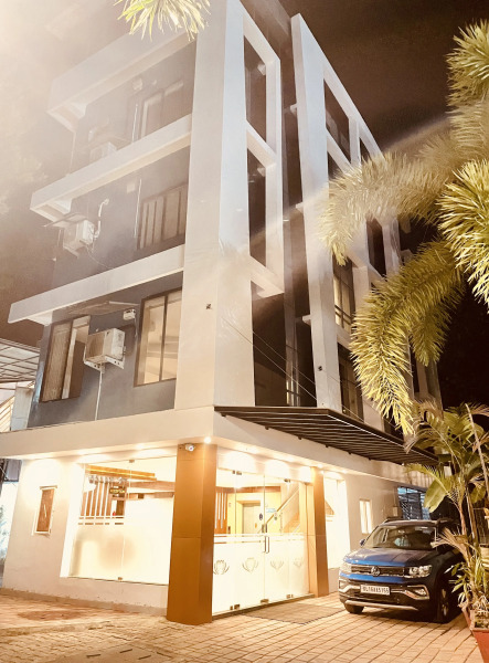 Opalo Kailas Kovalam