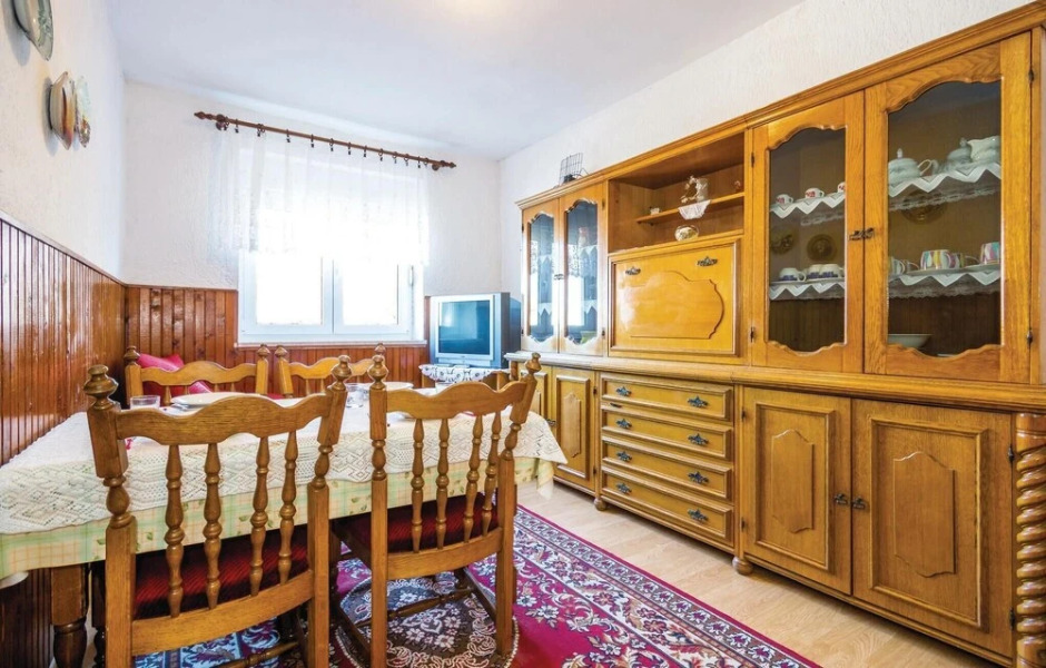 Beautiful Home in Sveti Juraj With Wifi and 2 Bedrooms