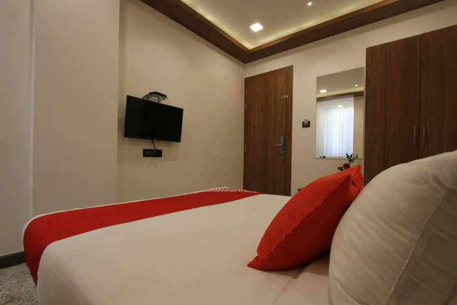 OYO 29789 Shrey's Inn