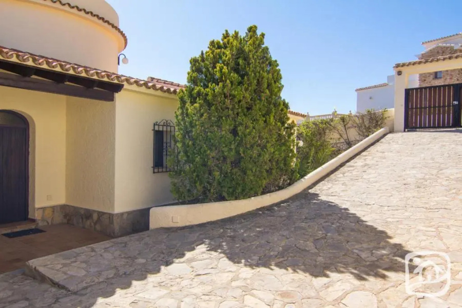 Abahana Villas Calsides