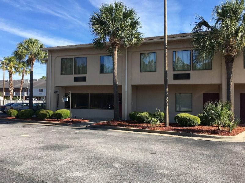 Guest Cottage & Suites By OYO Brunswick/Golden Isles