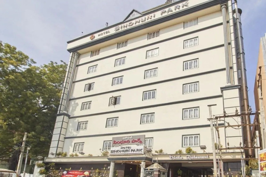 Hotel Sindhuri Park