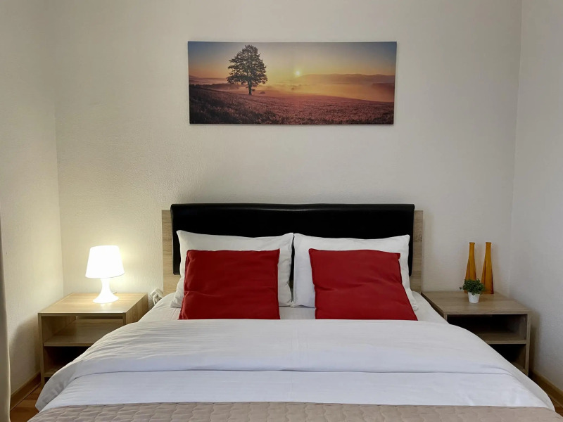 Ваш Комфорт Апарт на улице Гидростроителей