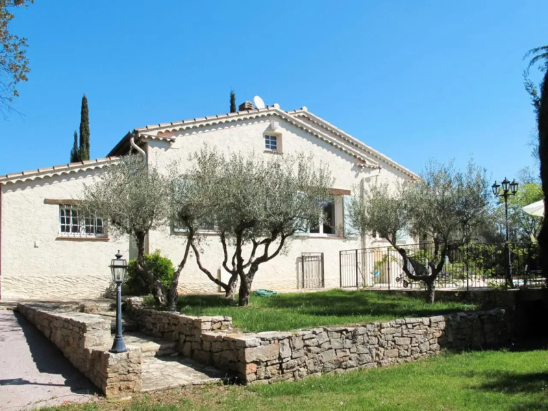 Holiday Home Le Clos des Oliviers - CAE140
