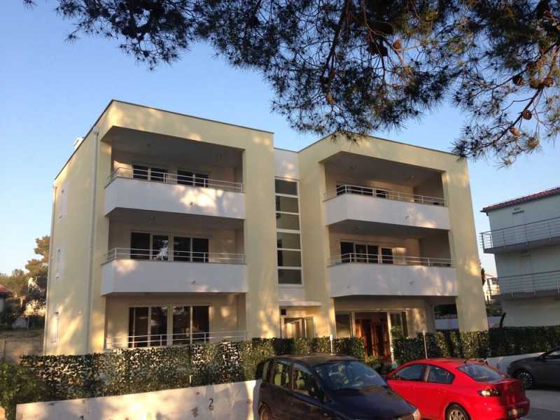Apartments Villa Ema