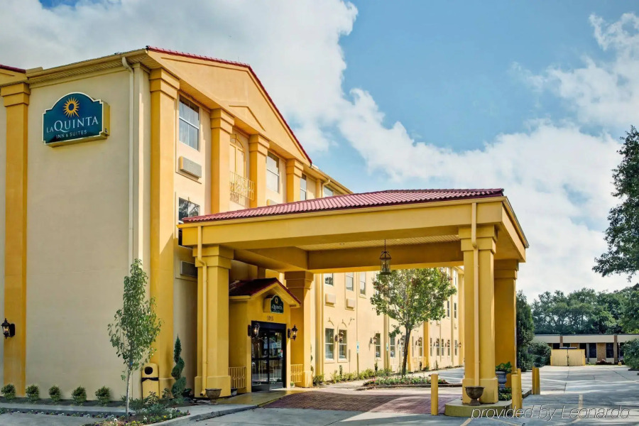 Spark by Hilton Lafayette South