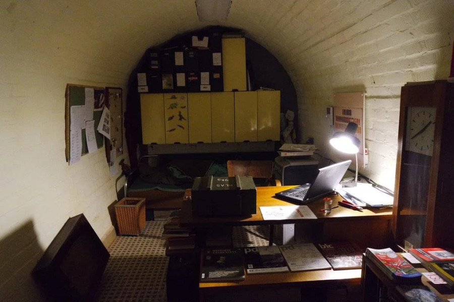 10-Z Bunker - Hostel